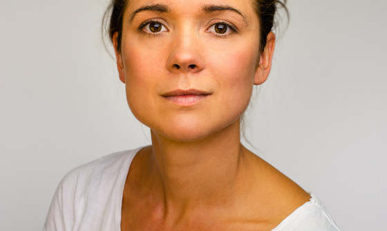 Elizabeth Crarer headshot